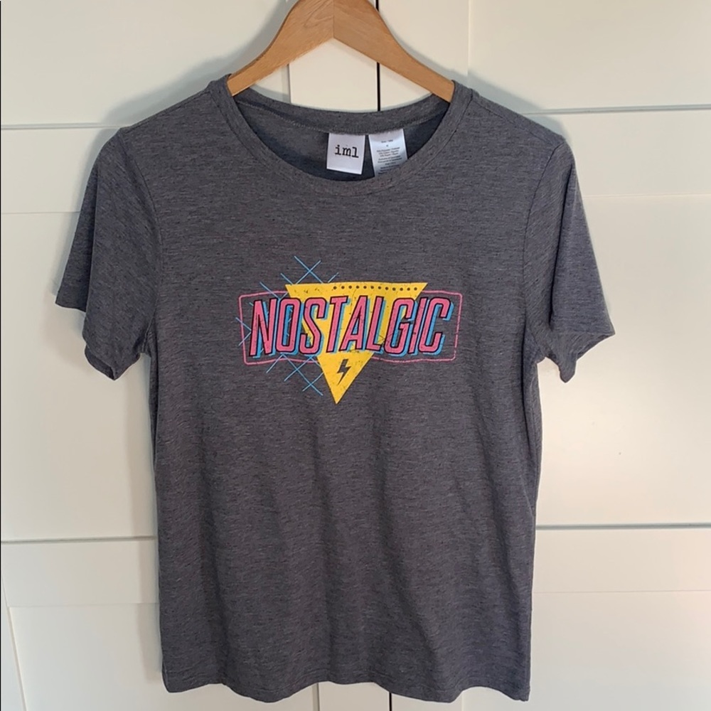 Nostalgic Retro Graphic T-Shirt Gray Size Medium